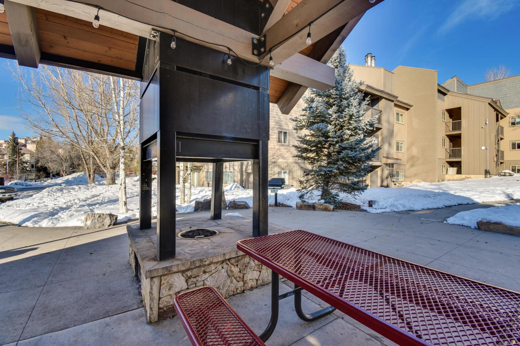 Central Steamboat Condo Outdoor Hot Tub And Pool! 스팀 보트 스프링스 외부 사진