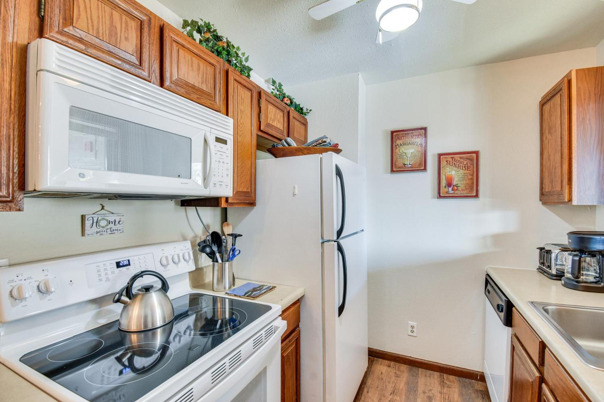 Central Steamboat Condo Outdoor Hot Tub And Pool! 스팀 보트 스프링스 외부 사진