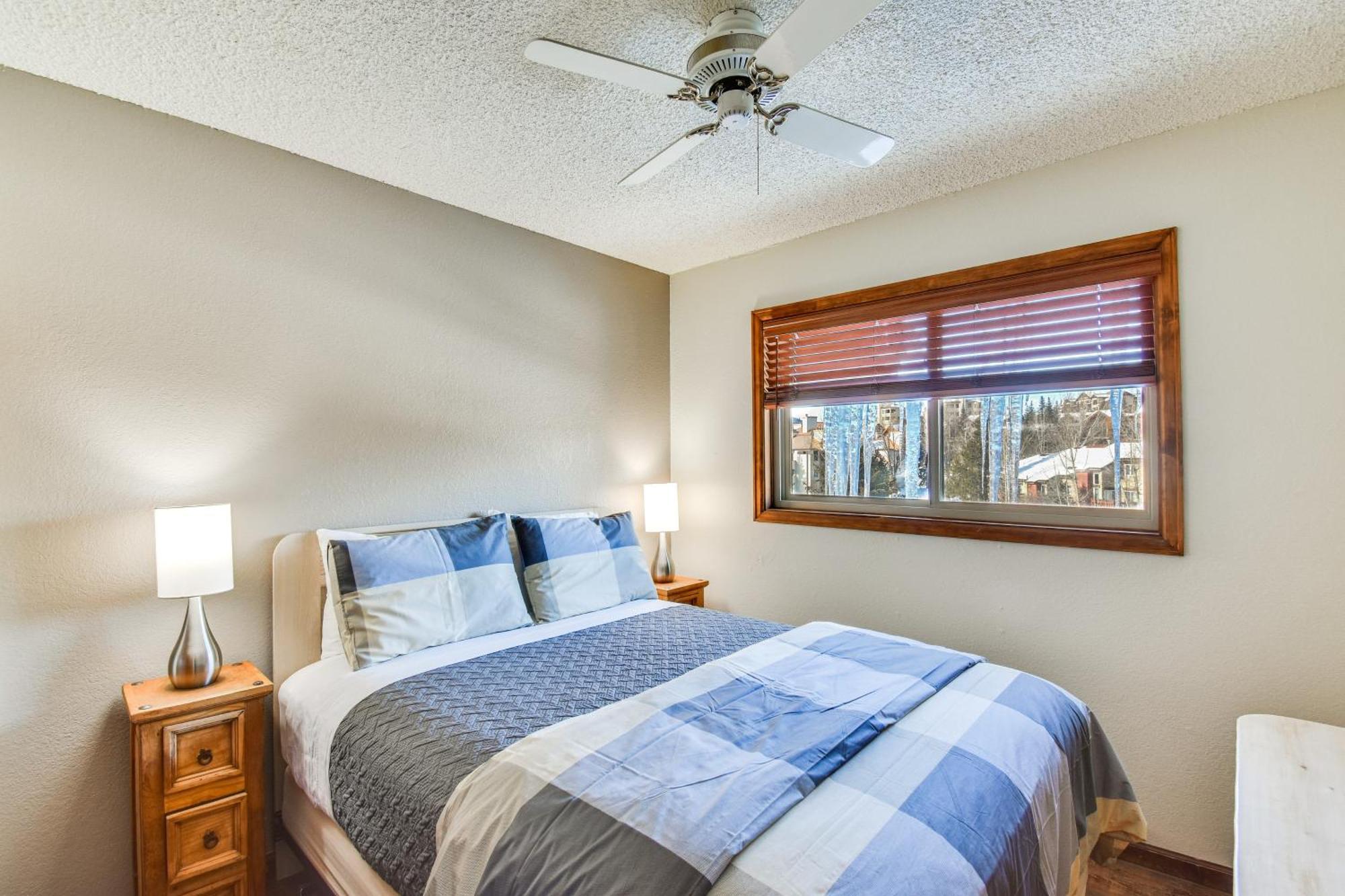 Central Steamboat Condo Outdoor Hot Tub And Pool! 스팀 보트 스프링스 외부 사진